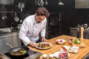 What Is A Private Chef? Hiring a Private chef